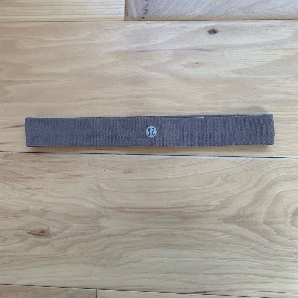 Lululemon cardio cross training headband- purple/pink